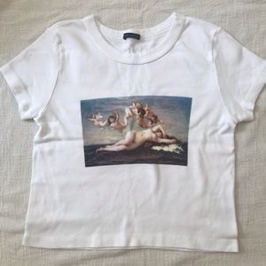 BRANDY MELVILLE GRAPHIC TEE